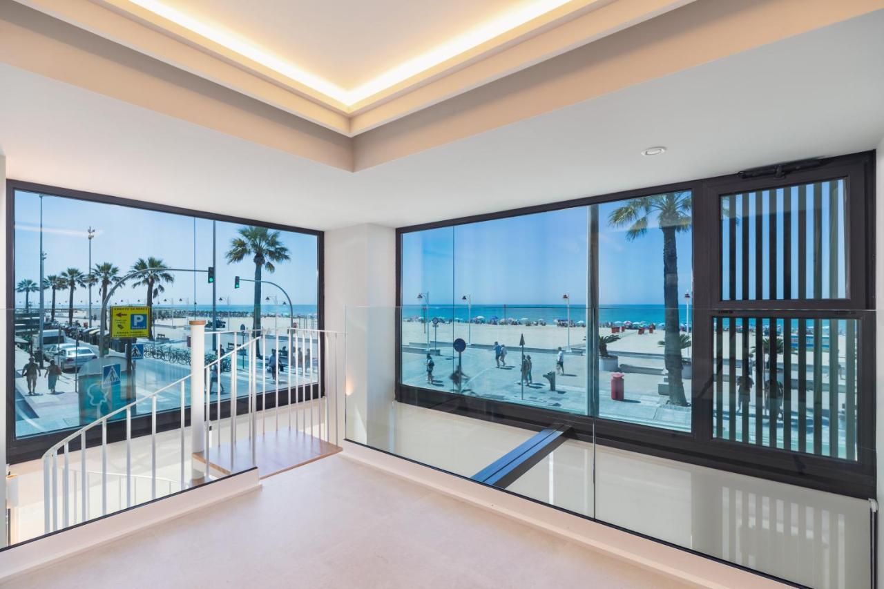 Apartamentos Playa Victoria Cádiz Eksteriør bilde